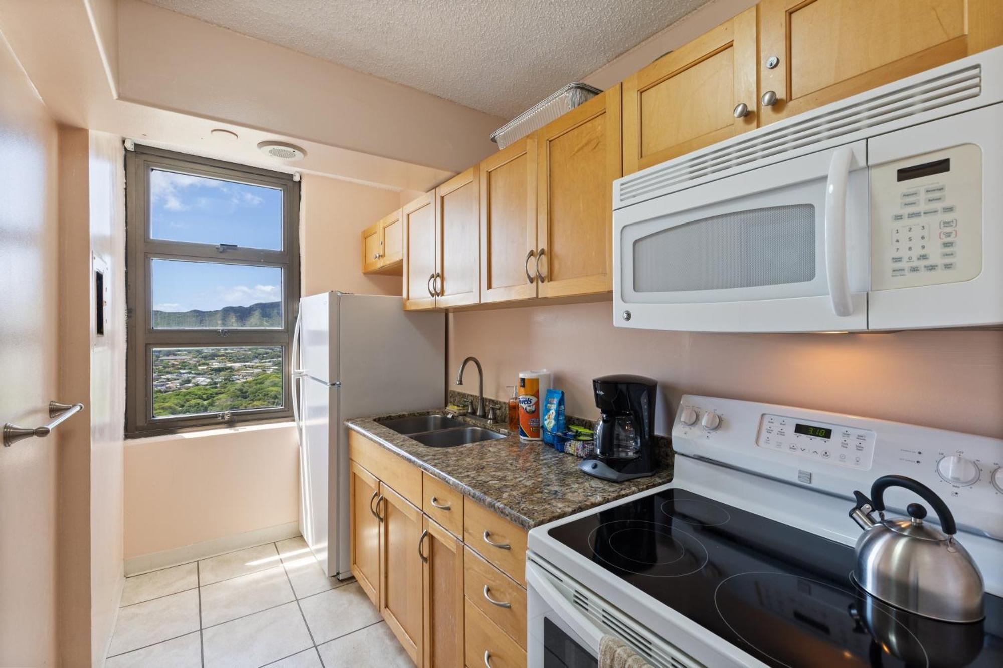 Beautifully Renovated 32Nd Floor Deluxe Ocean View Waikiki Condo Condo Хонолулу Екстериор снимка